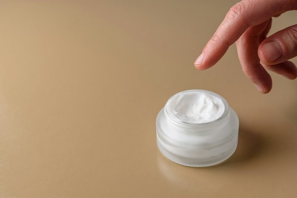 Les bienfaits de la crème réparatrice et cicatrisante pour votre peau